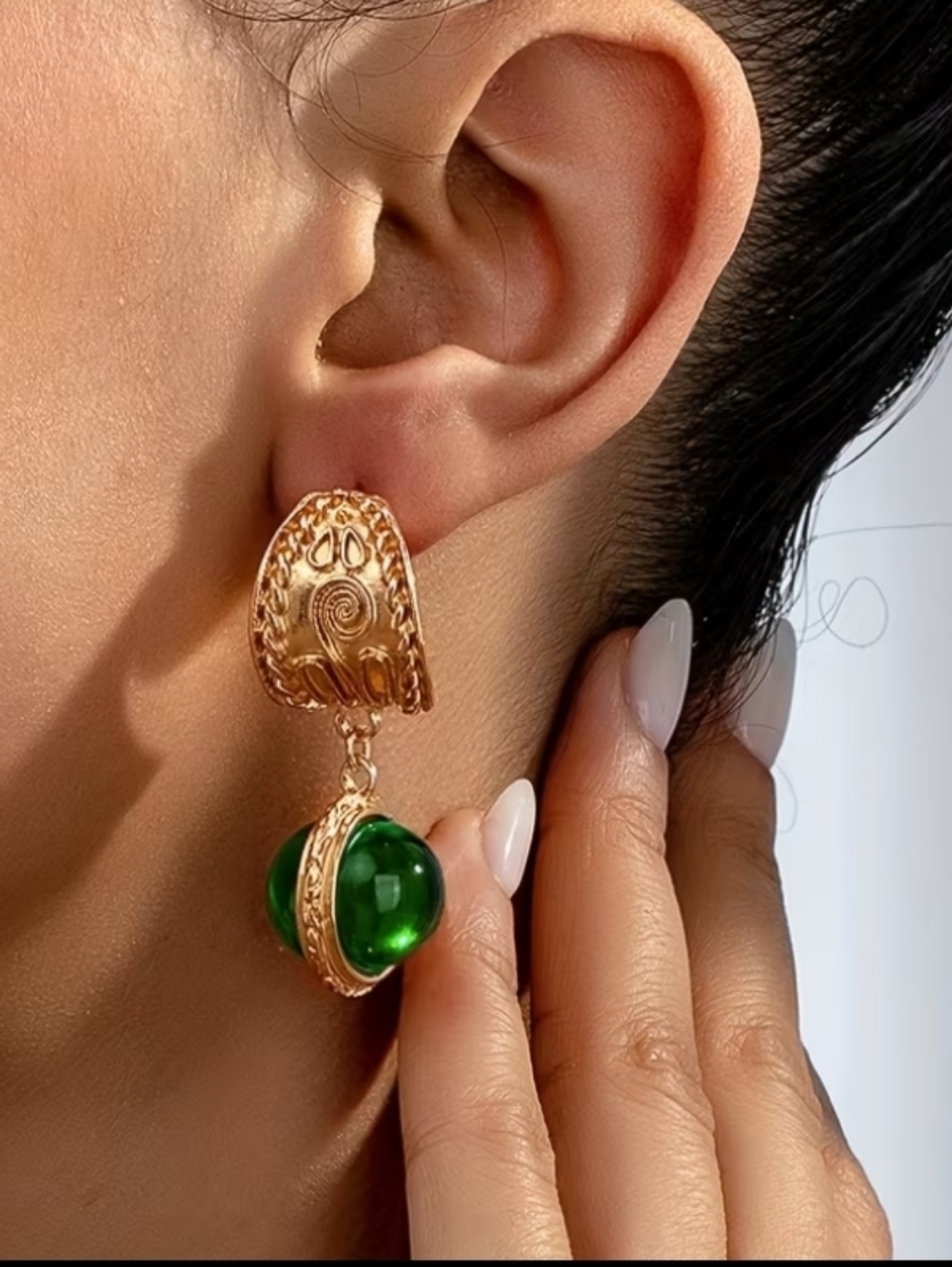 NEW! Gold Plated Elegant Retro Dangle Post Earrings with Green Gem Drops